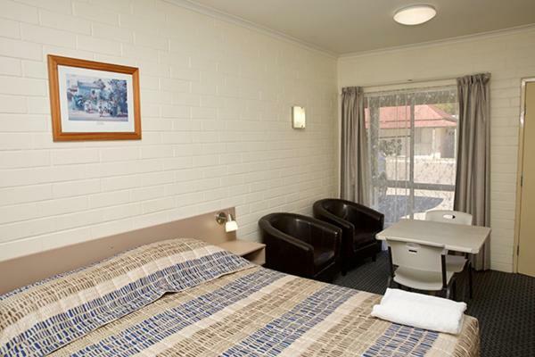 Pioneer Motel Goondiwindi Exteriör bild